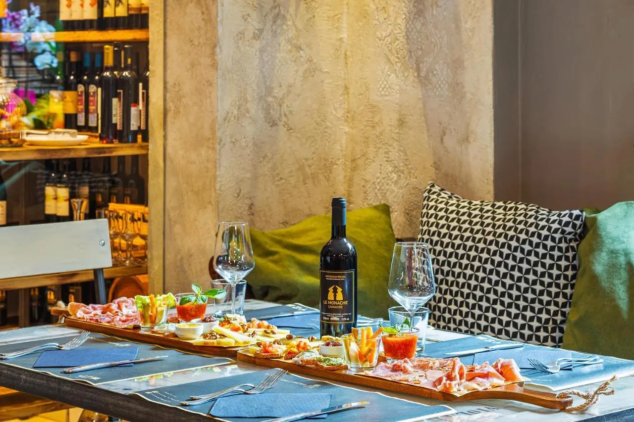 Locanda le Monache Camaiore 3*,